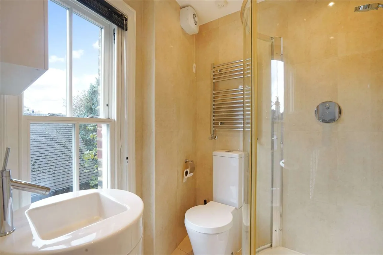 Downside Crescent, London, NW3, photo 13
