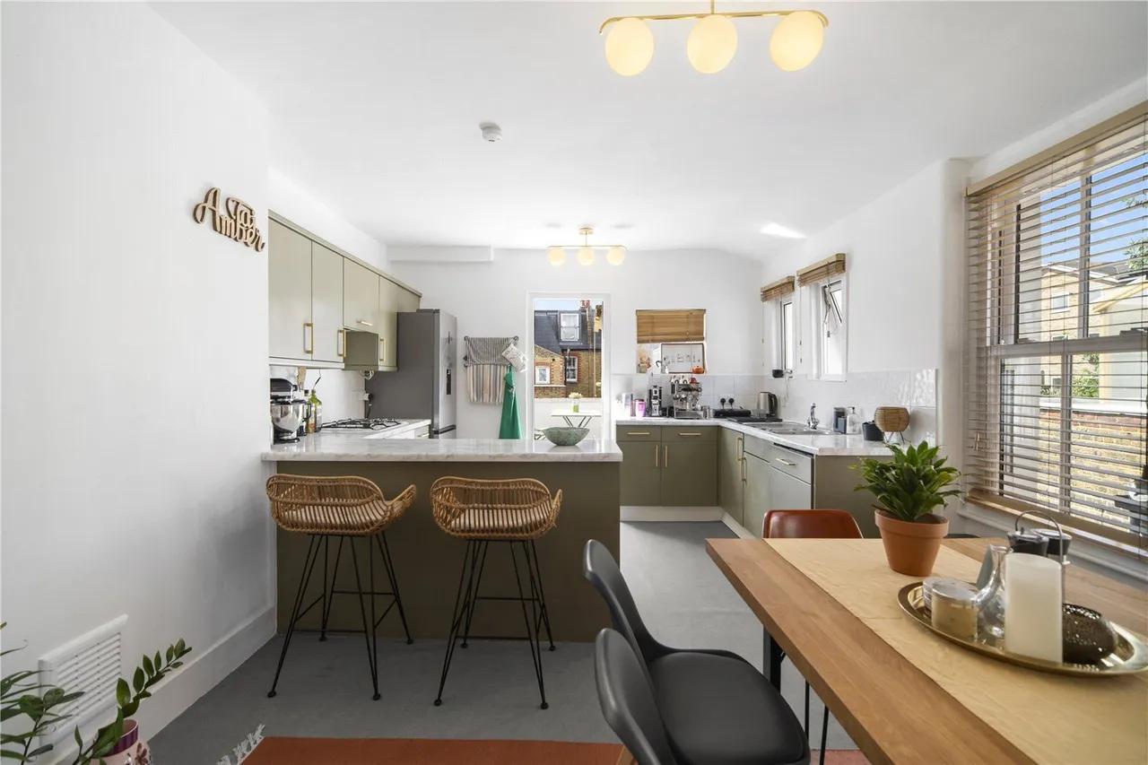 Louisville Road, London, SW17, photo 8