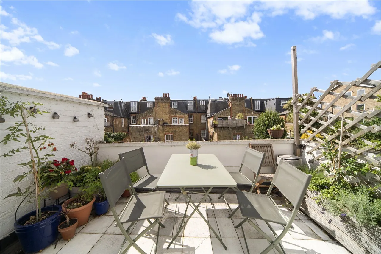Louisville Road, London, SW17, photo 5
