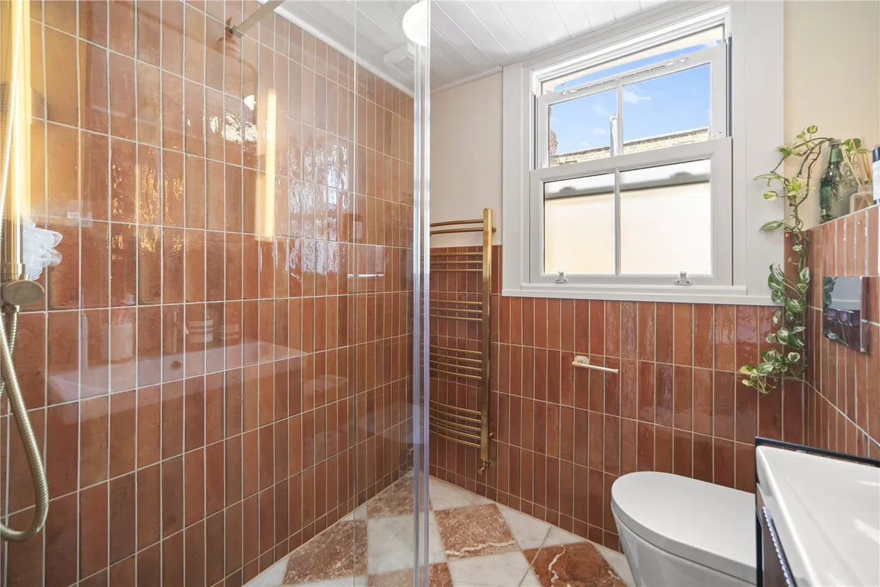 Louisville Road, London, SW17, photo 4
