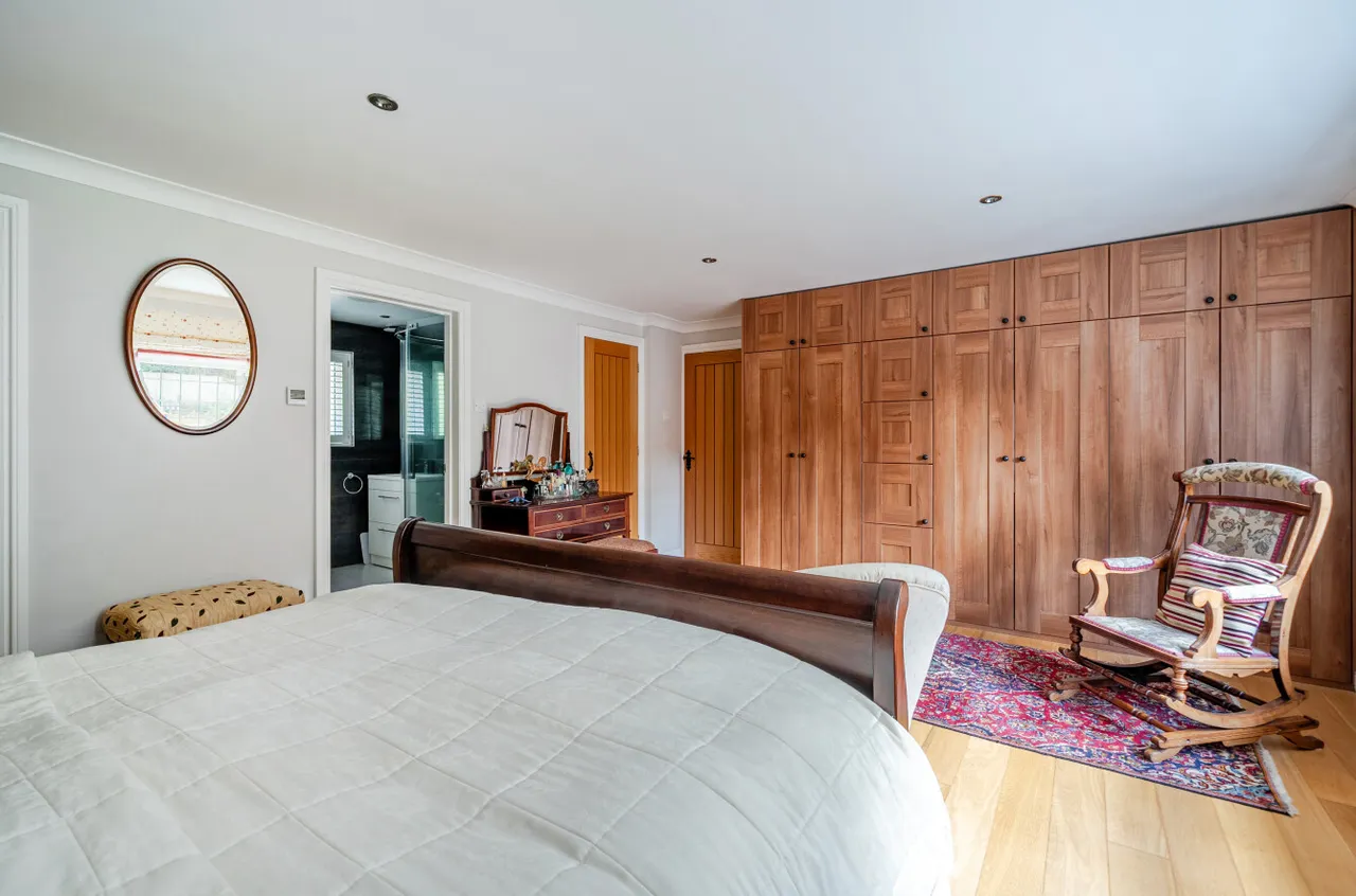 Brackendale Close, Camberley, GU15, photo 6