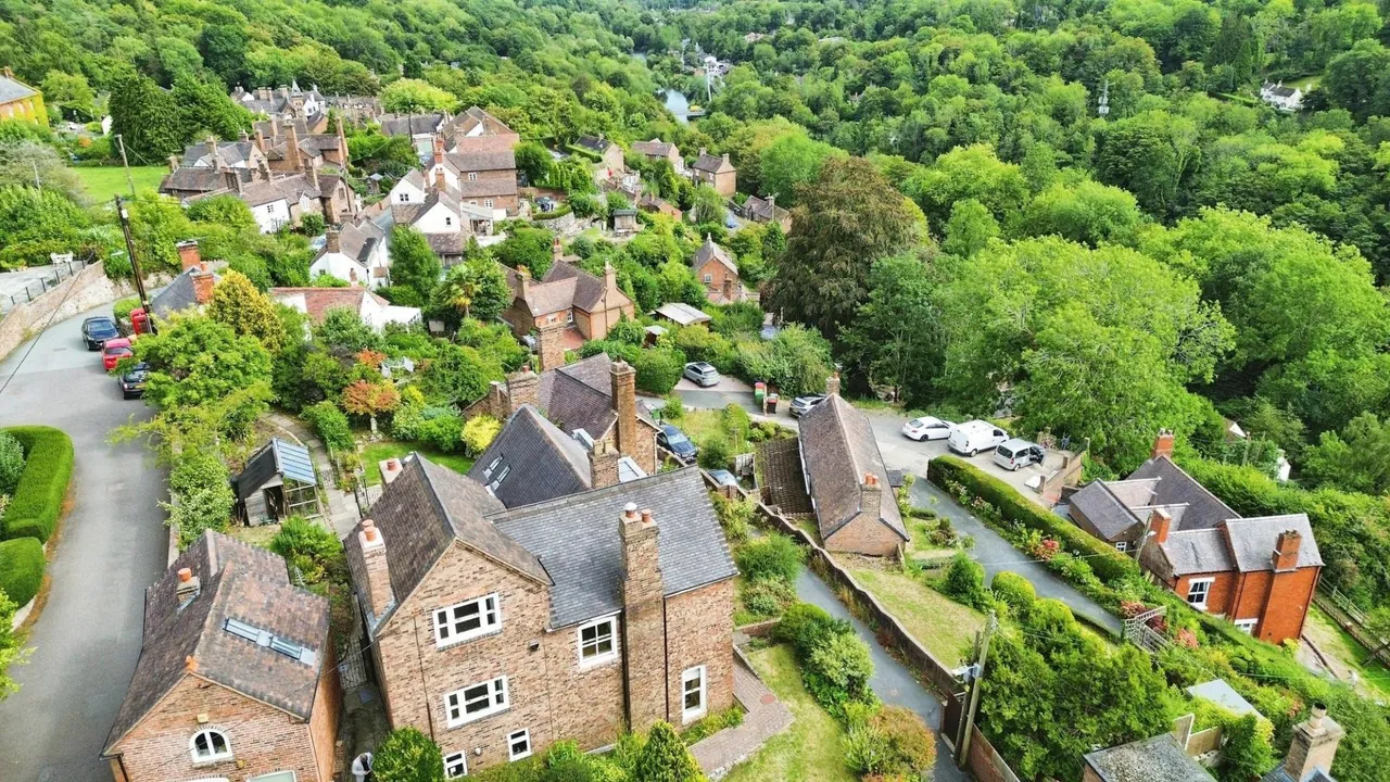 Hillside, Ironbridge, TF8, photo 43