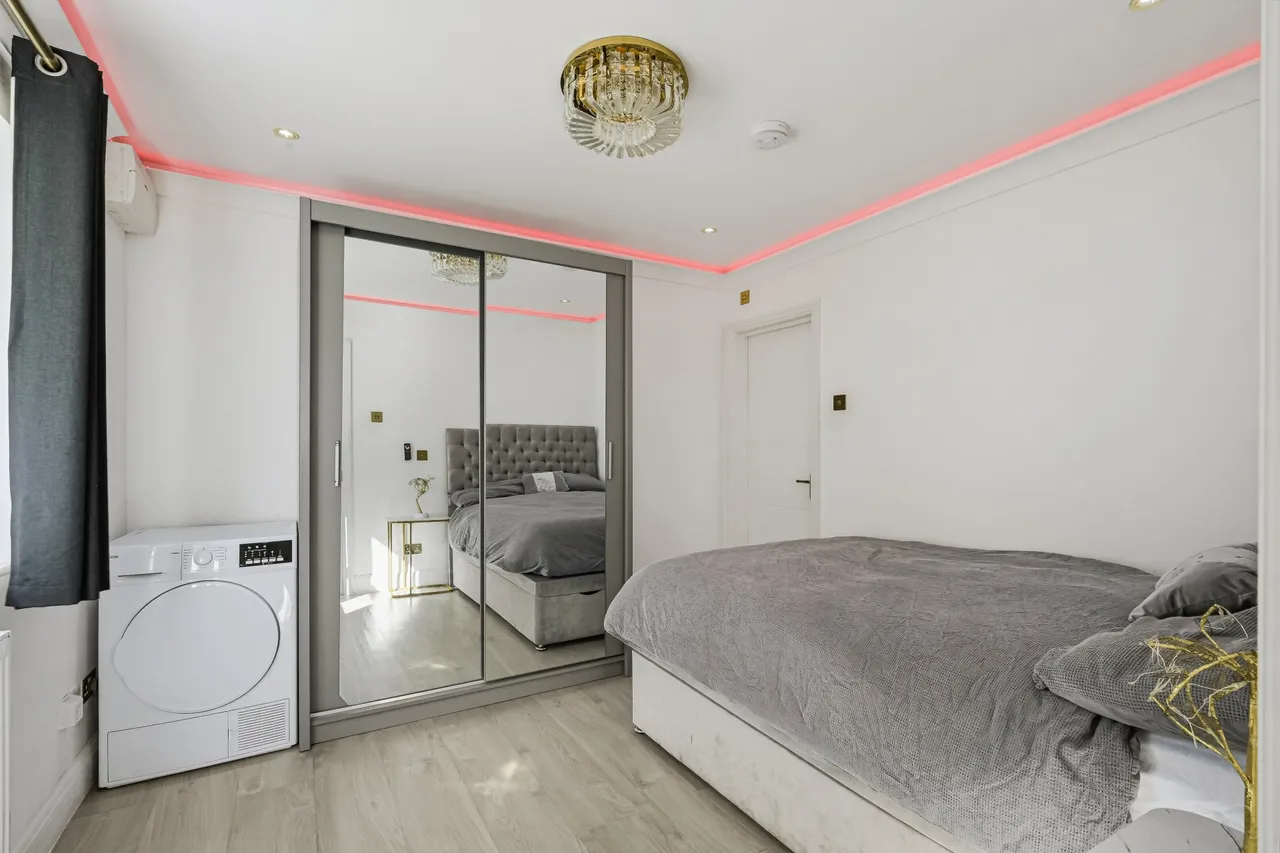 Raven Row, London, E1, photo 11