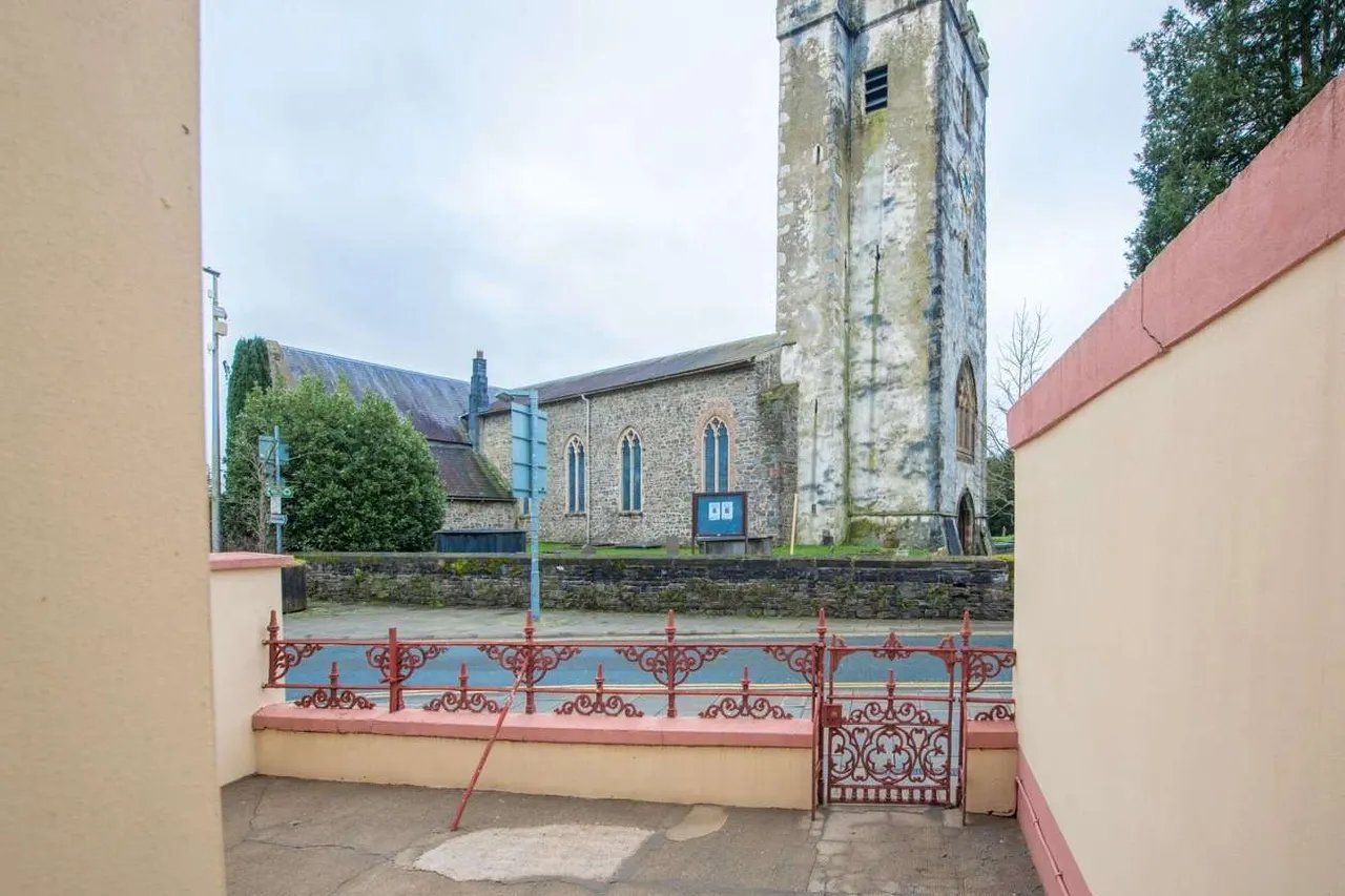 St. Peters Street, Carmarthen, Carmarthenshire, SA31 1LN, photo 4