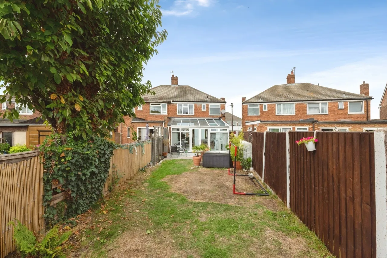 Lonsdale Crescent, Dartford, DA2, photo 10