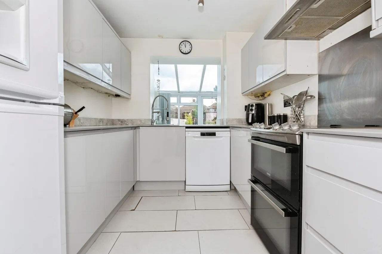 Lonsdale Crescent, Dartford, DA2, photo 6