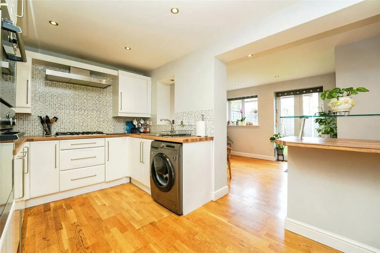 Jasmine Walk, Evesham, WR11, photo 3