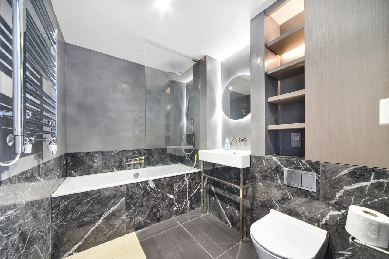 Pilot Walk, 1 The Lighterman, Greenwich Peninsula, London, SE10, photo 9