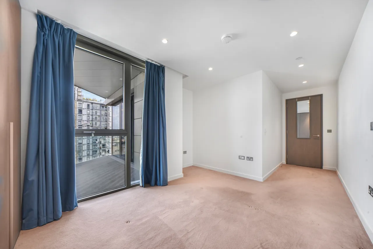 Pilot Walk, 1 The Lighterman, Greenwich Peninsula, London, SE10, photo 7