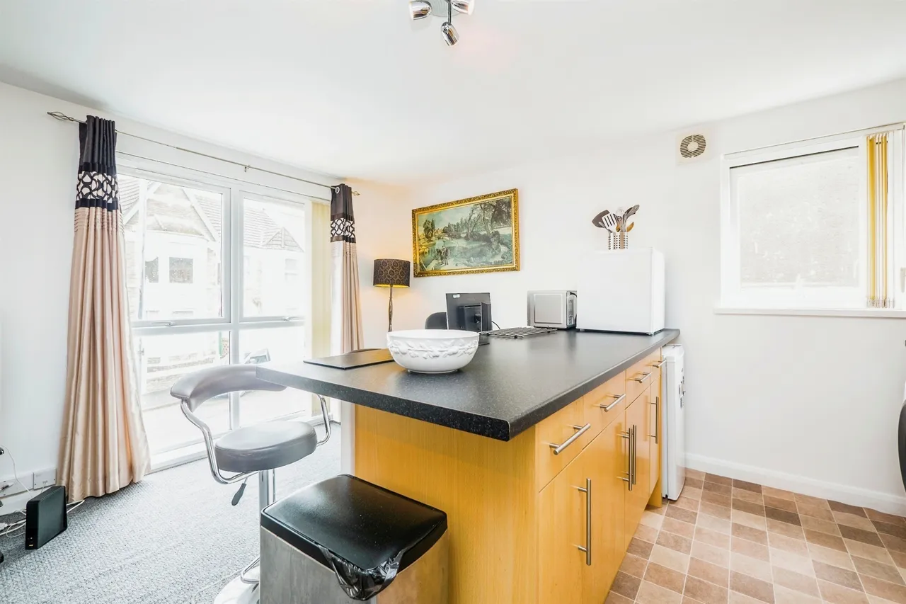 Malefant Street, Cathays, CF24, photo 4