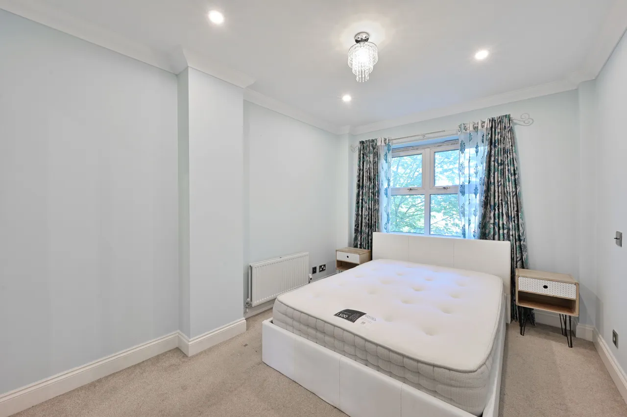 5 Seymour Court, 333 Upper Richmond Road, London, photo 9