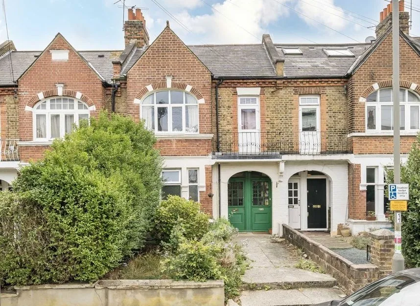2 bed flat to rent — Dornton Road, Clapham South, SW12