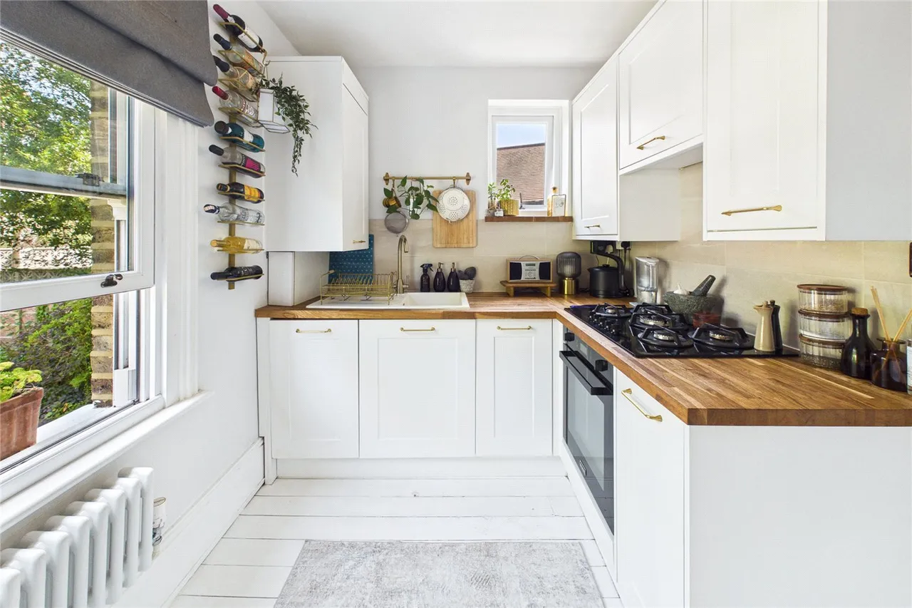 Hopton Road, London, SW16, photo 8