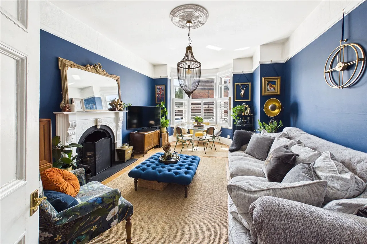 Hopton Road, London, SW16, photo 2