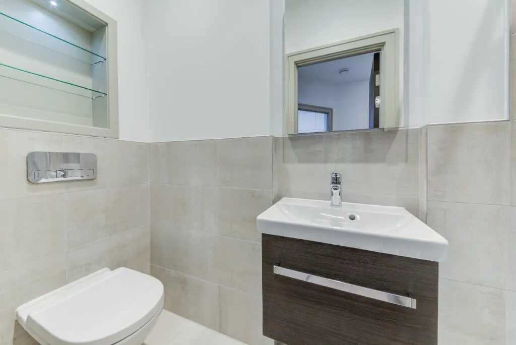 Imperial Drive, Harrow, HA2, photo 5