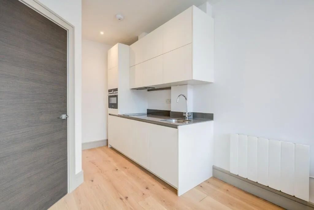 Imperial Drive, Harrow, HA2, photo 4