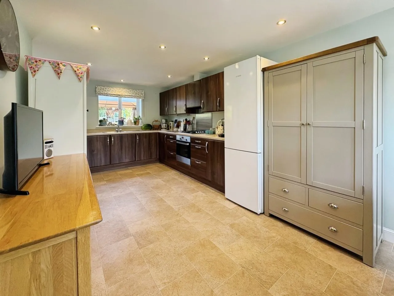 Raleigh Road, Yeovil, photo 5