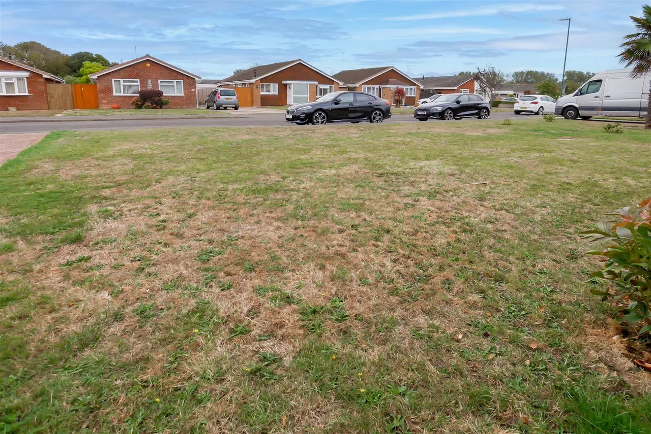 Southway, Littlehampton, photo 25