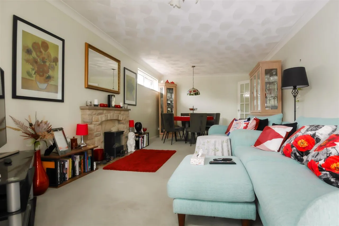 Southway, Littlehampton, photo 4
