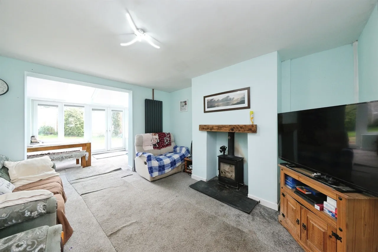 Central Walk, Brimington, S43, photo 6