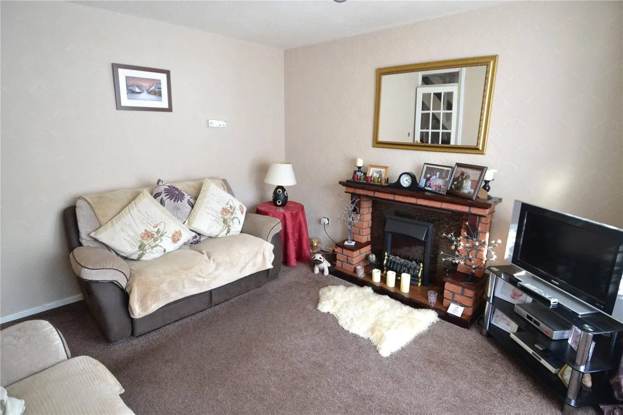 Cotswold Close, Rubery/Rednal, Birmingham, B45 0BE, photo 3