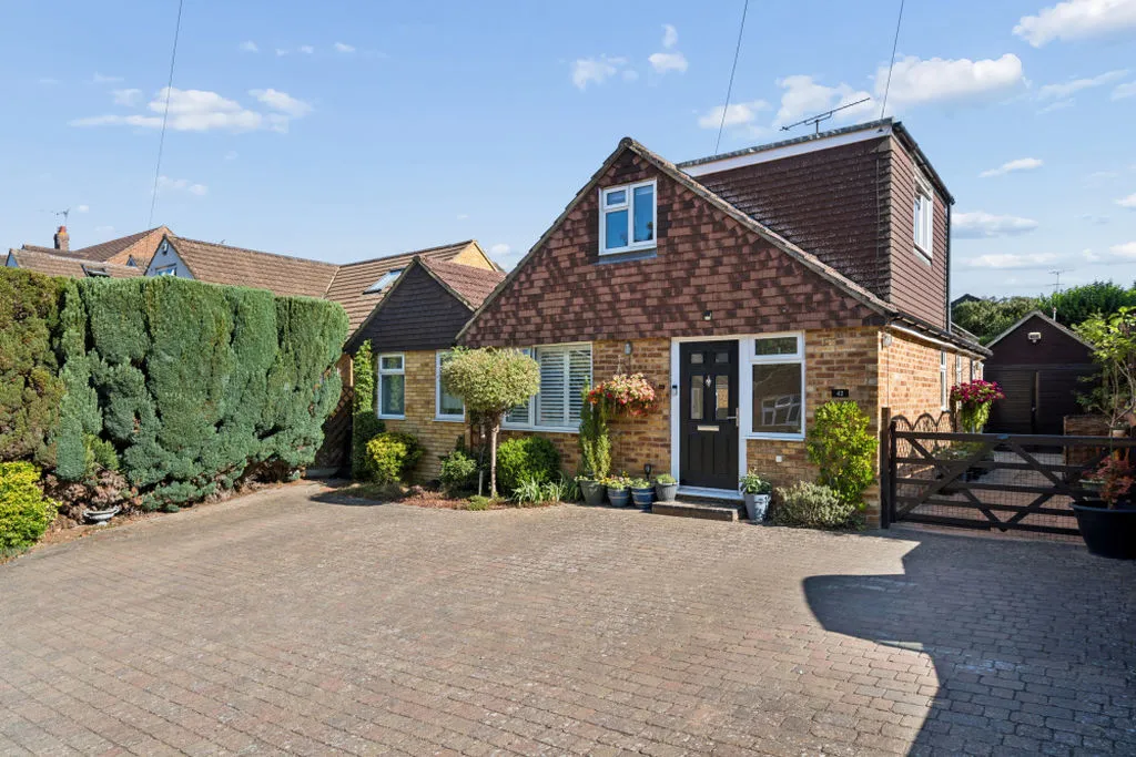 Philip Drive Flackwell Heath, High Wycombe HP10 9JB, photo 22
