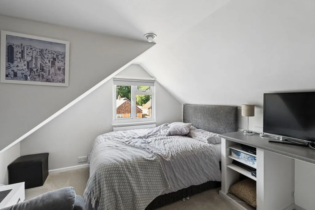 Philip Drive Flackwell Heath, High Wycombe HP10 9JB, photo 18
