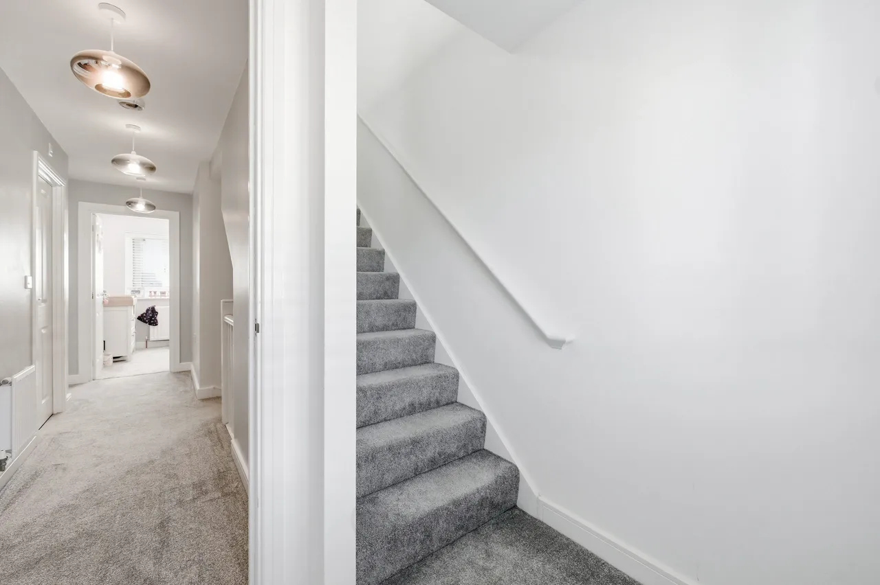 Fontaines Road, Glebe Farm, Milton Keynes, Milton Keynes, MK17 8NZ, photo 14