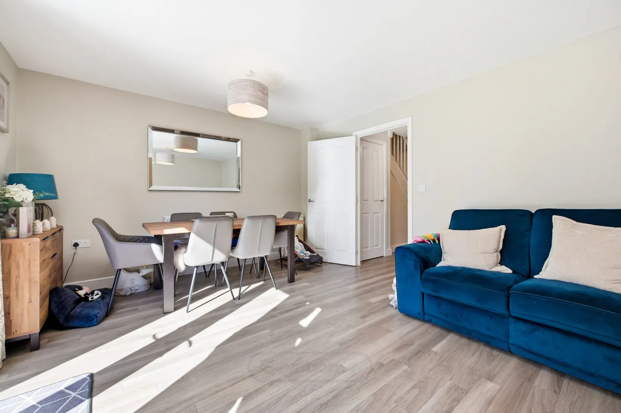 Fontaines Road, Glebe Farm, Milton Keynes, Milton Keynes, MK17 8NZ, photo 6