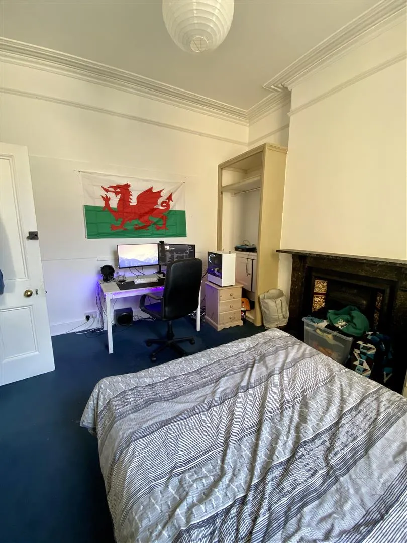 Hill Park Crescent, Plymouth, photo 8