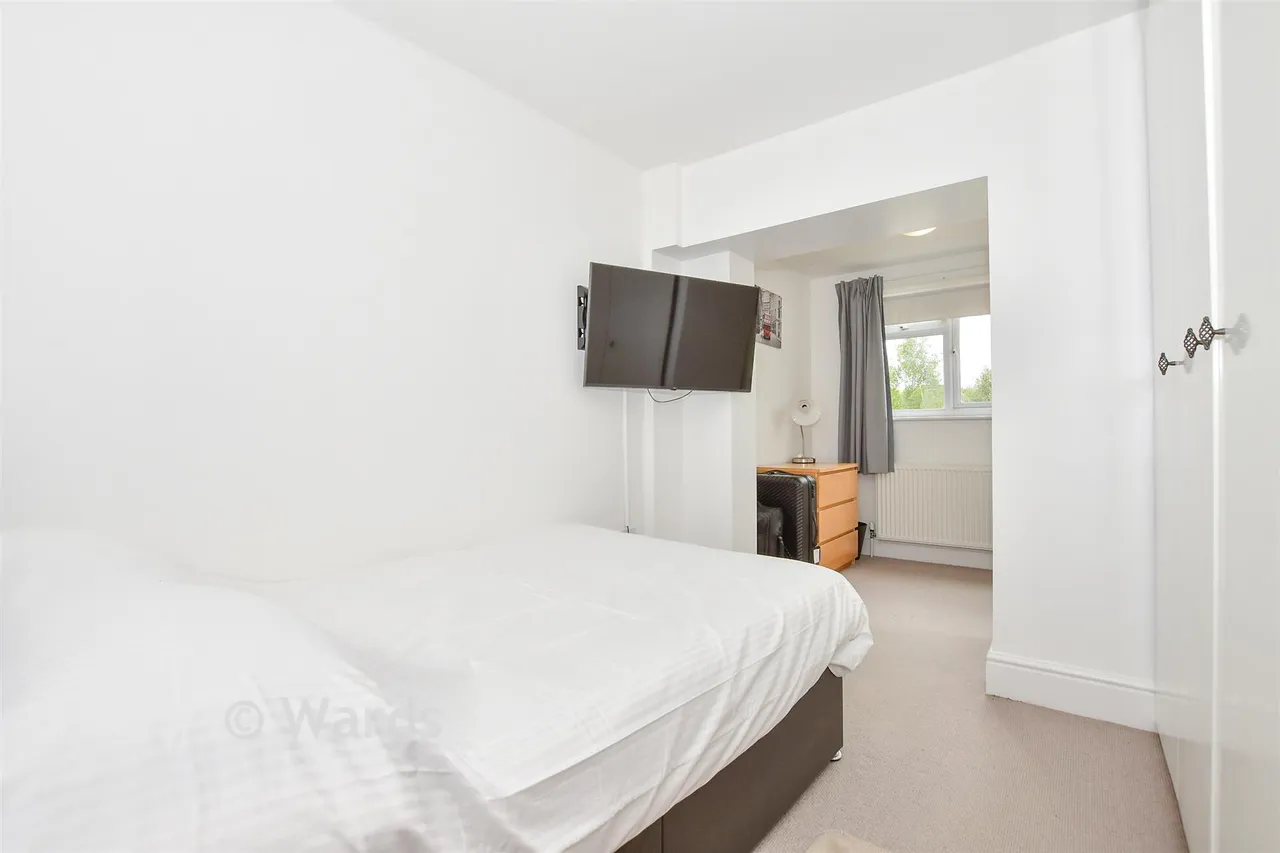 Plains Avenue, Maidstone, ME15, photo 13