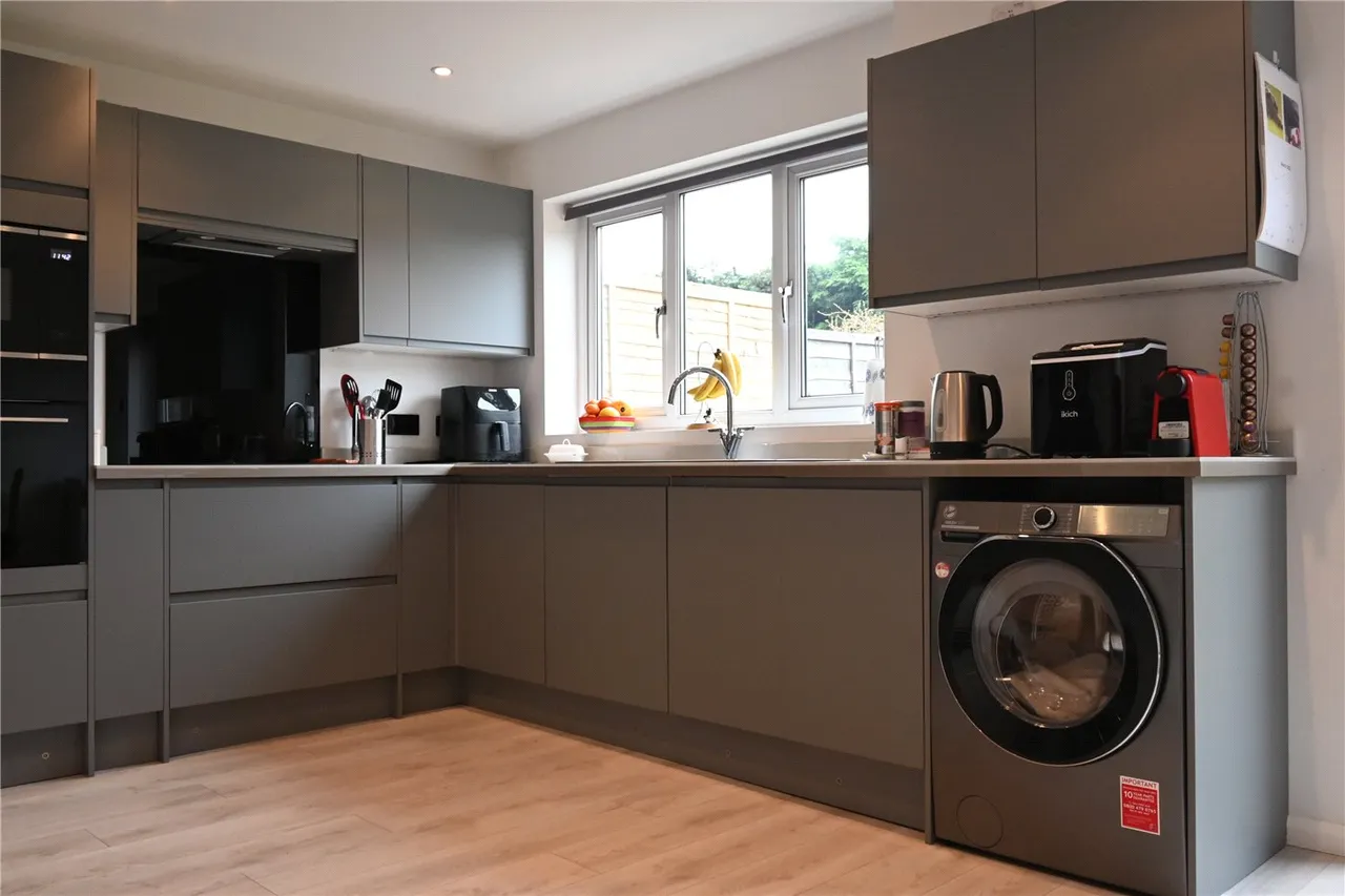 Lightsfield, Basingstoke, RG23, photo 3