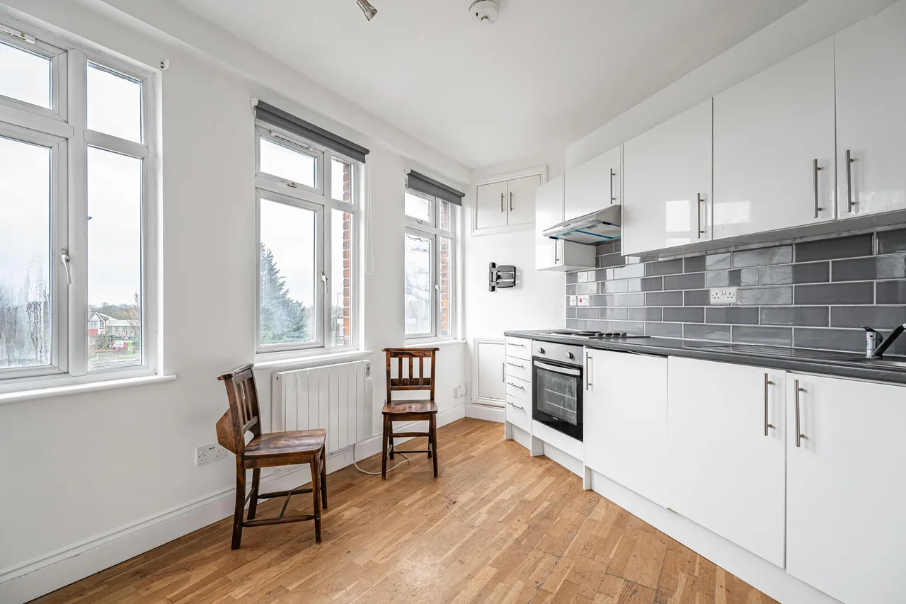 Bury Street West, London, N9, photo 11