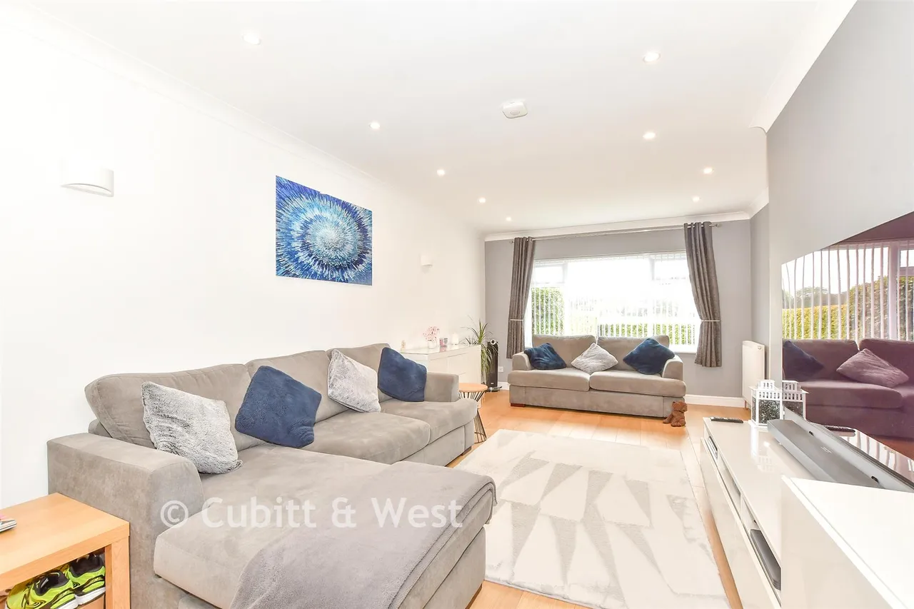Queens Field Walk, Bognor Regis, PO21, photo 4