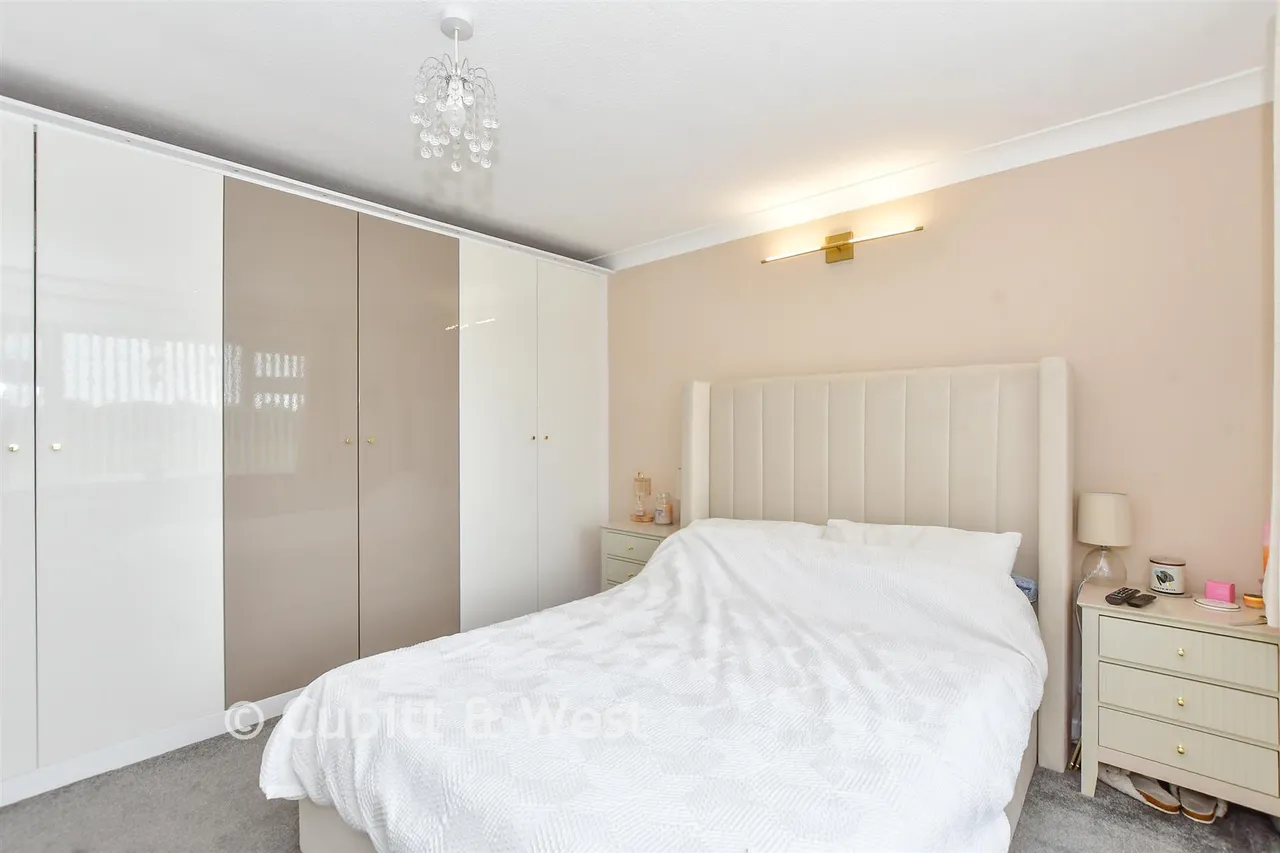 Queens Field Walk, Bognor Regis, PO21, photo 11