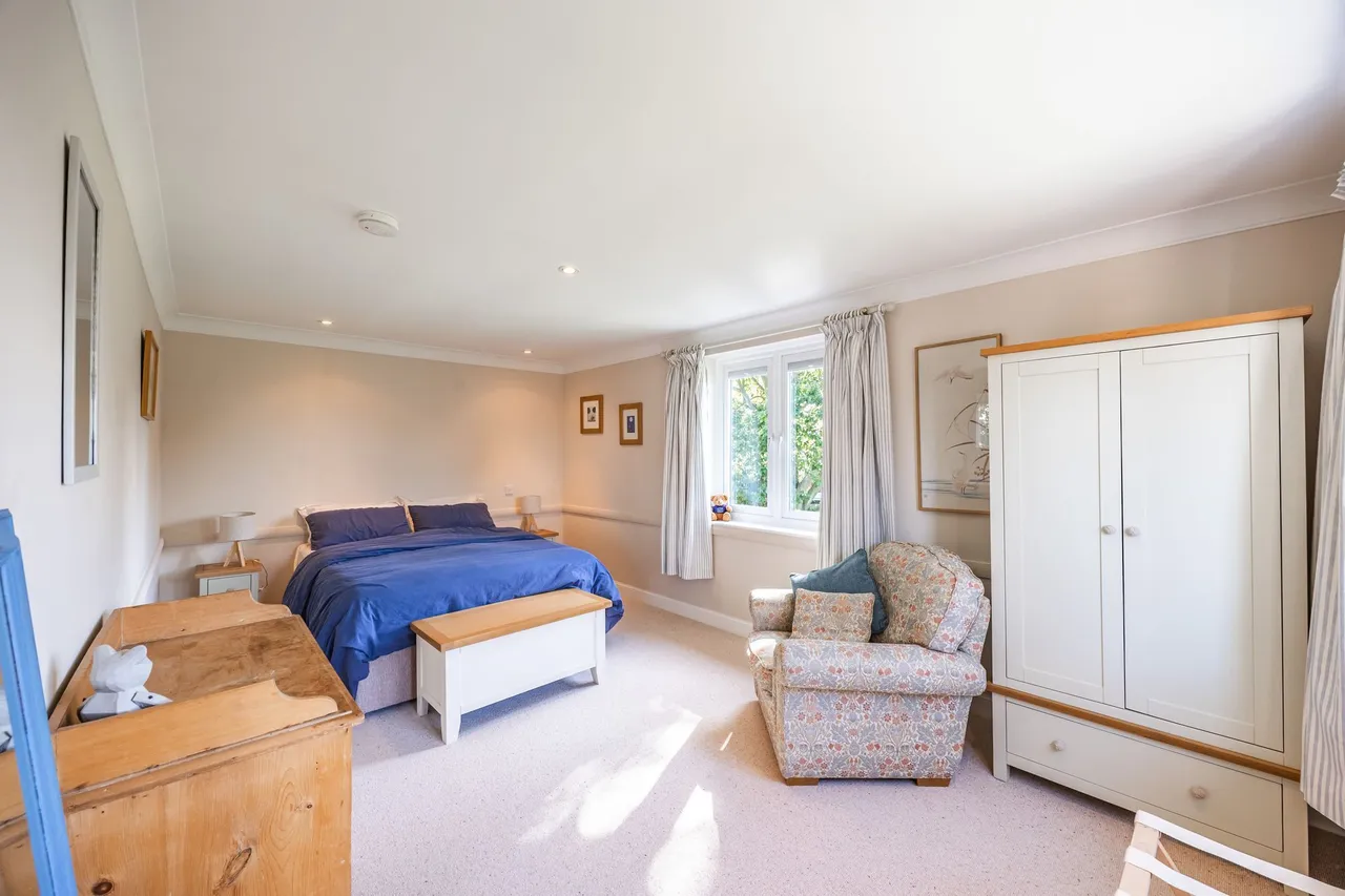An Exceptional Country Home in Hindri, photo 12