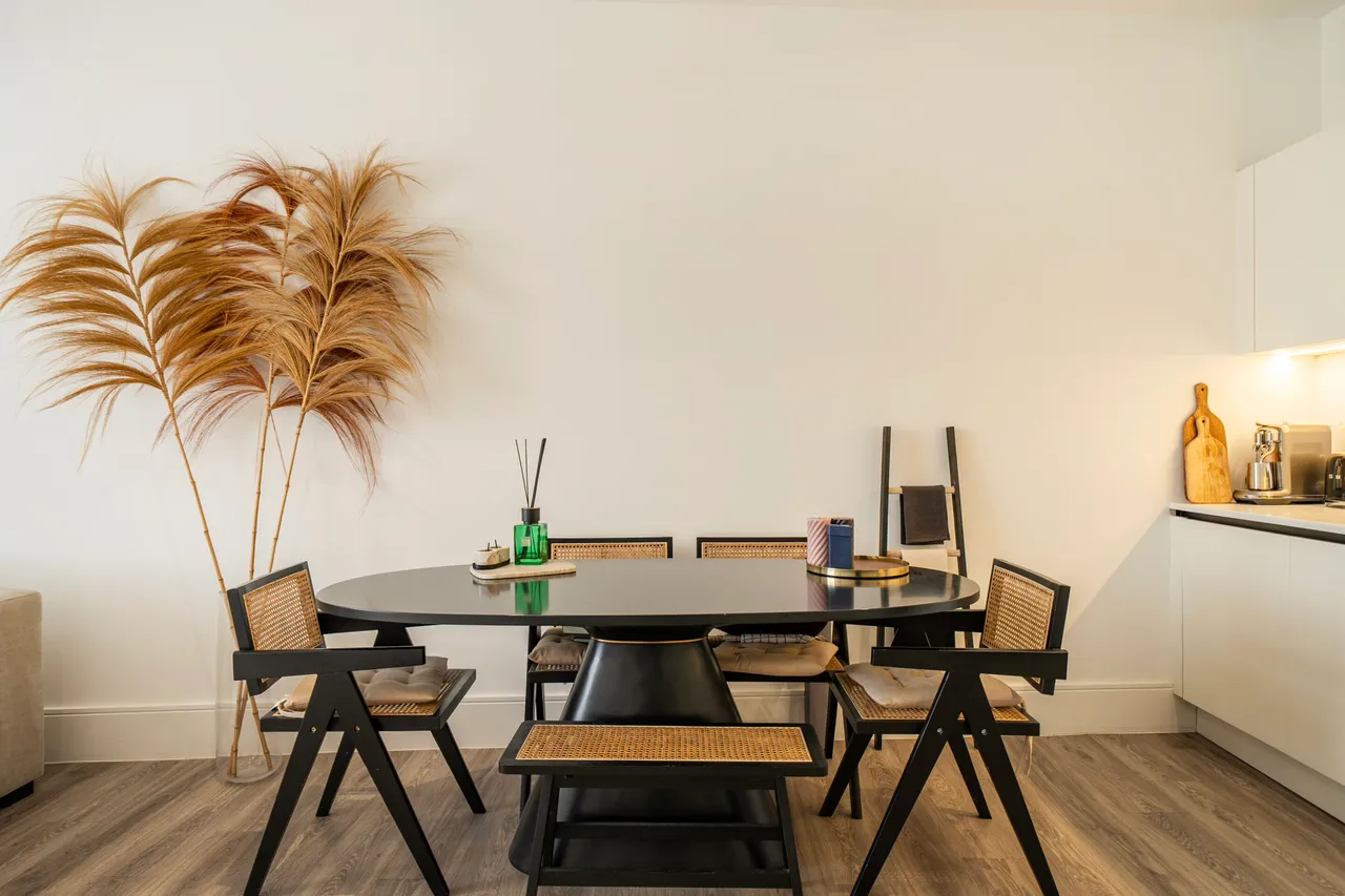 Field End Road, Malt Works Apartments, HA4, photo 3