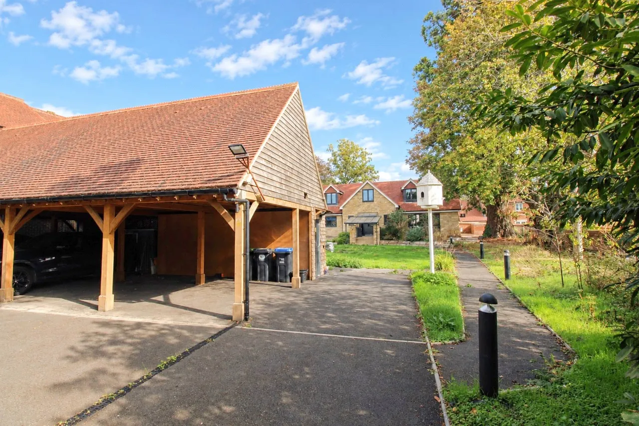 Trowbridge, Wiltshire, photo 24