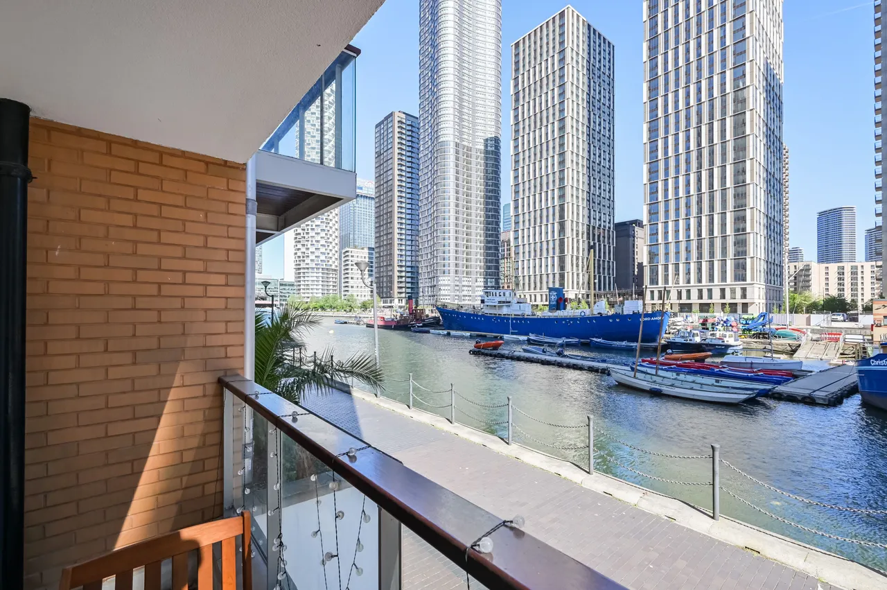1 Antilles Bay Apartments, 3 Lawn House Close, London, photo 8