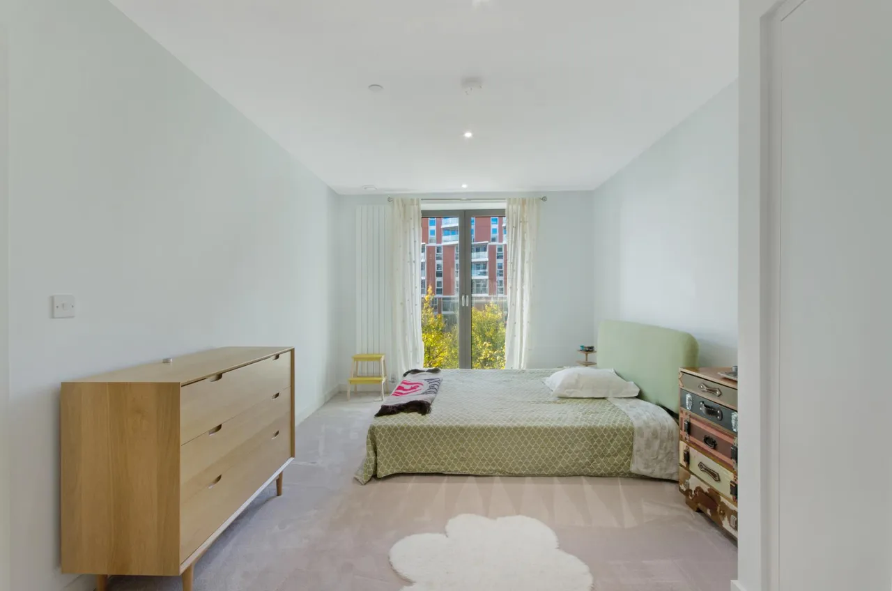 Kelson House, Royal Wharf, E16, photo 9