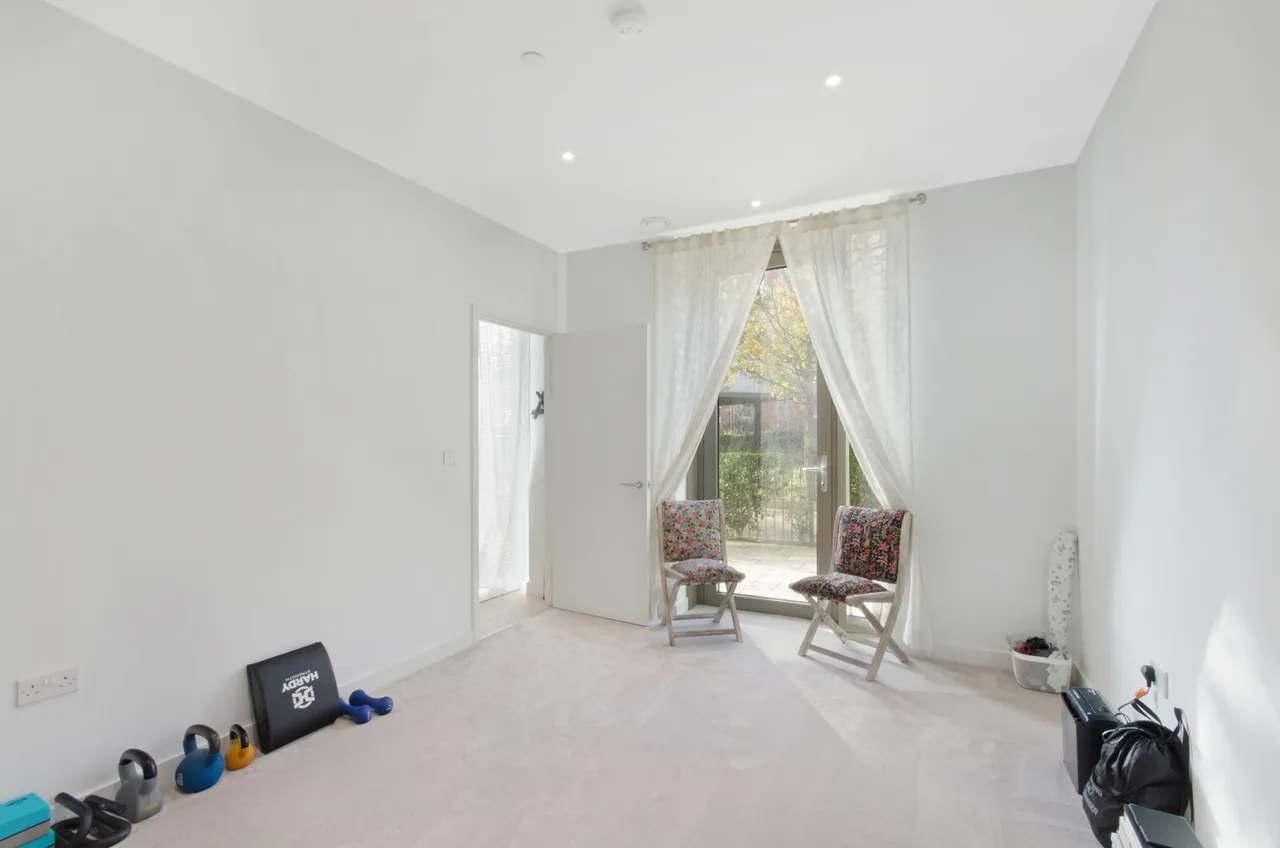 Kelson House, Royal Wharf, E16, photo 15