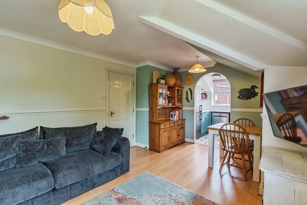 Chapel Road, Redhill, RH1, photo 3
