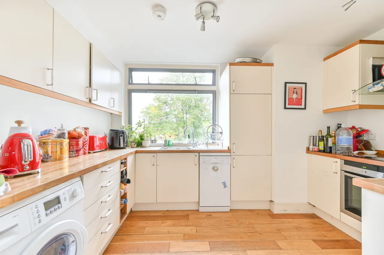45 Park Close, Ilchester Place, London, photo 11