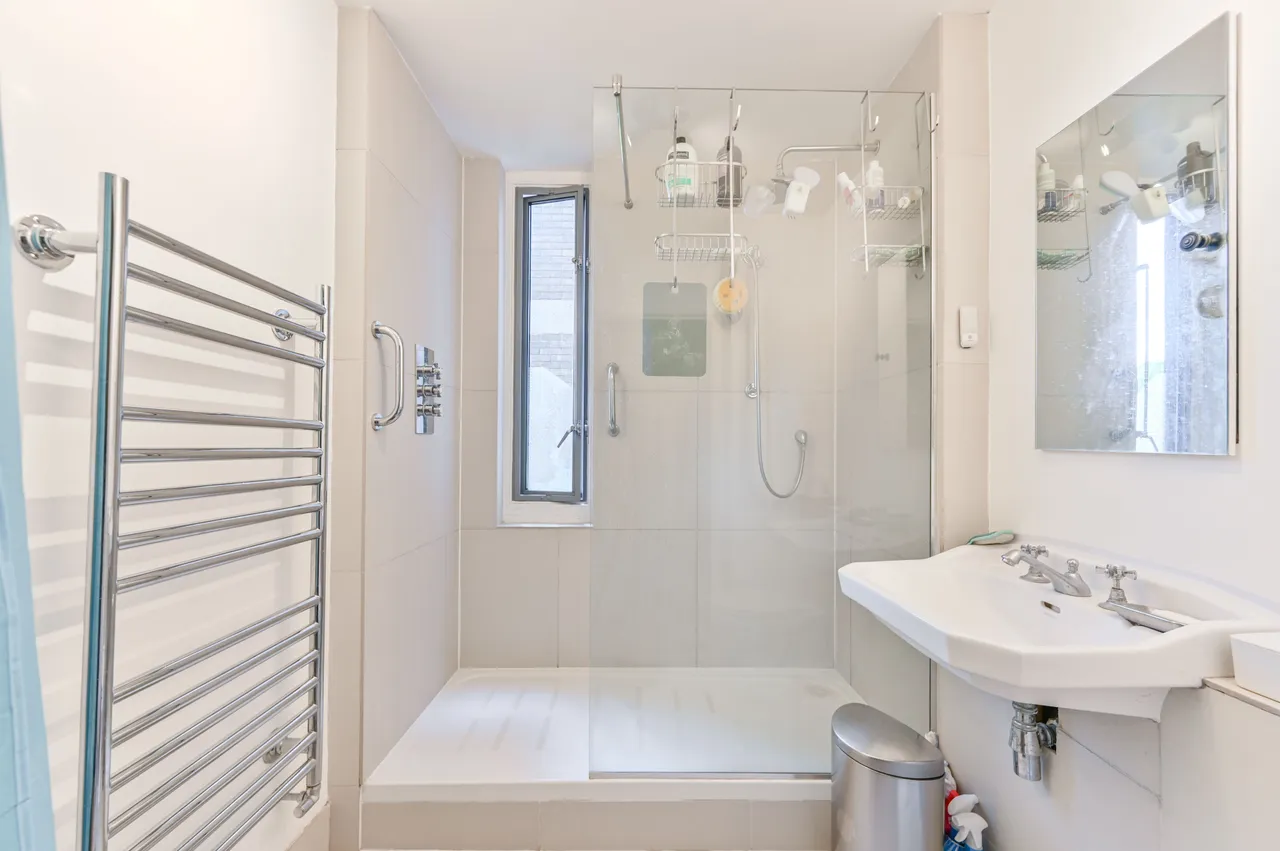 45 Park Close, Ilchester Place, London, photo 5
