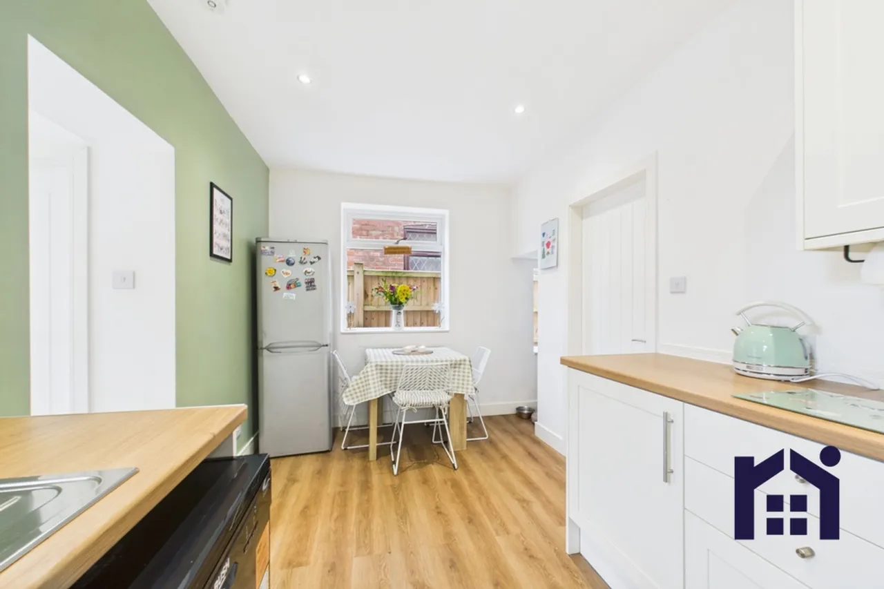 Broadfield Drive, Leyland, PR25 1GJ, photo 9