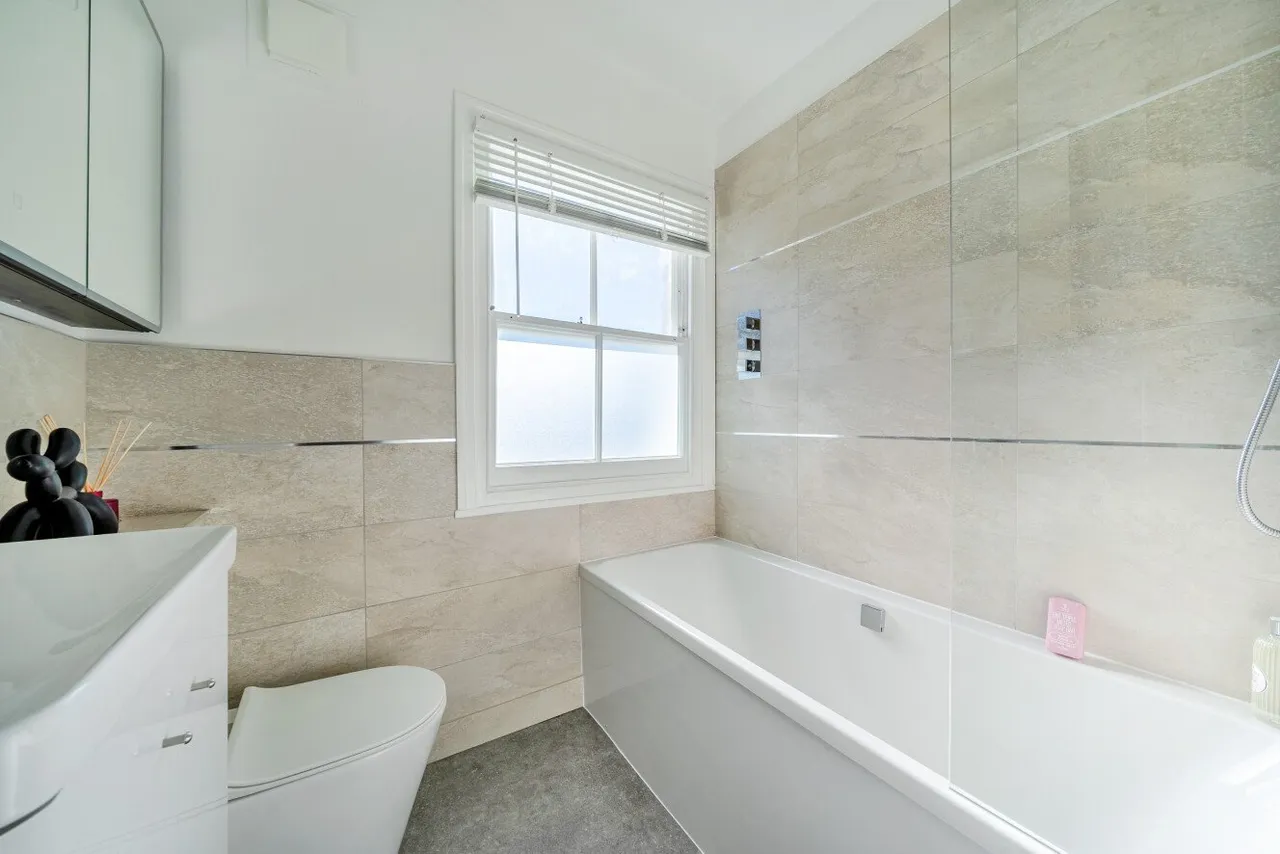 Chatham Road, Battersea, SW11, photo 6