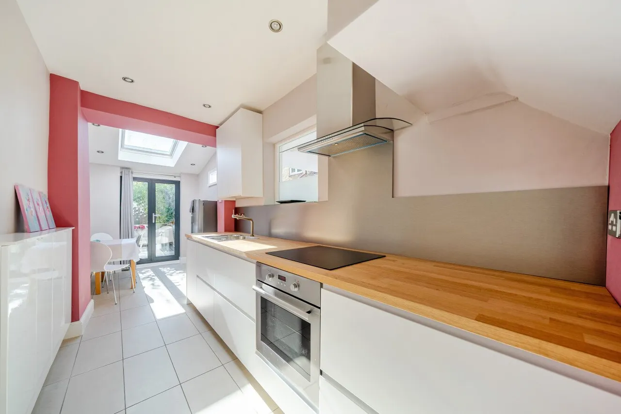Chatham Road, Battersea, SW11, photo 2