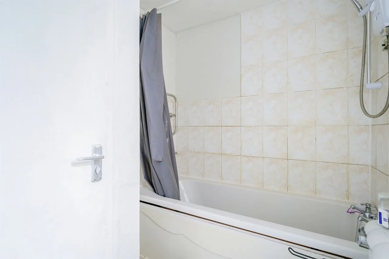 Clifton Place, Greenbank, PL4, photo 12