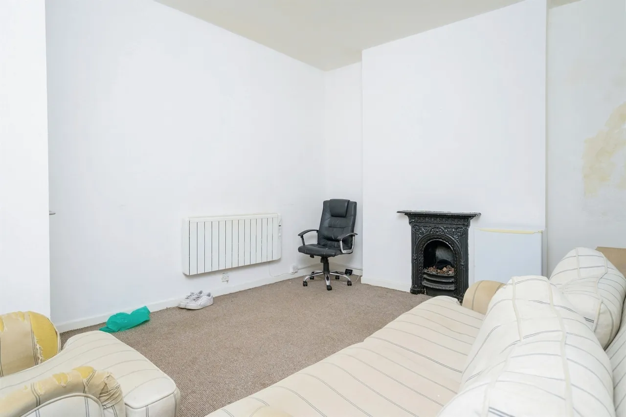 Clifton Place, Greenbank, PL4, photo 5