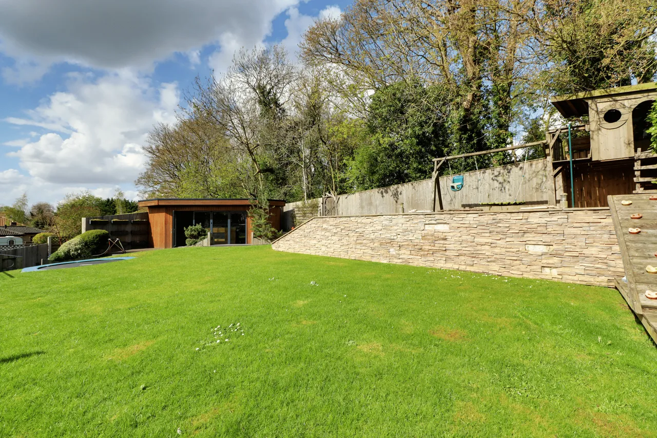 Lindholme, Scotter, DN21, photo 33